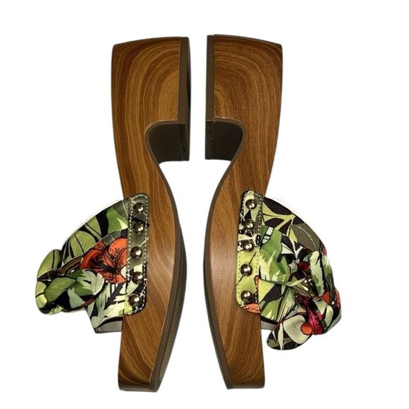 Jessica Simpson Floral Print Slip on Sandals(Size 6M) - Picture 6 of 8